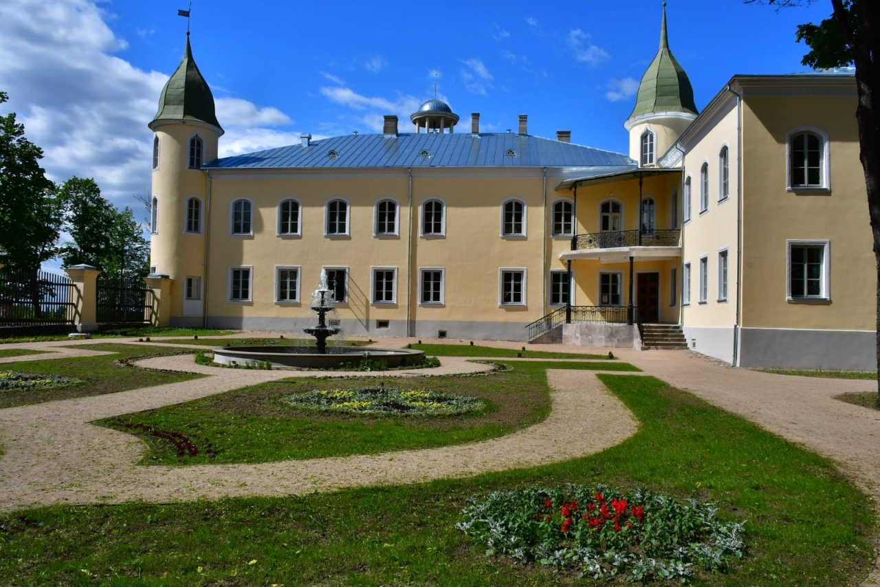 Atjaunota viena no senākajām Latvijas pilīm - Krustpils pils