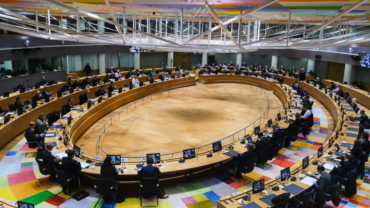 Attēls: ECOFIN sanāksme pie apaļā galda