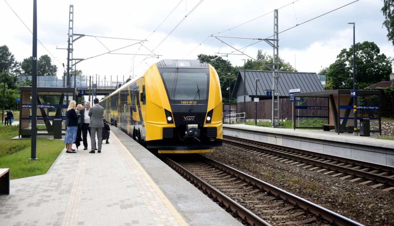 With EU funding, all new electric trains and bike racks will be purchased as planned