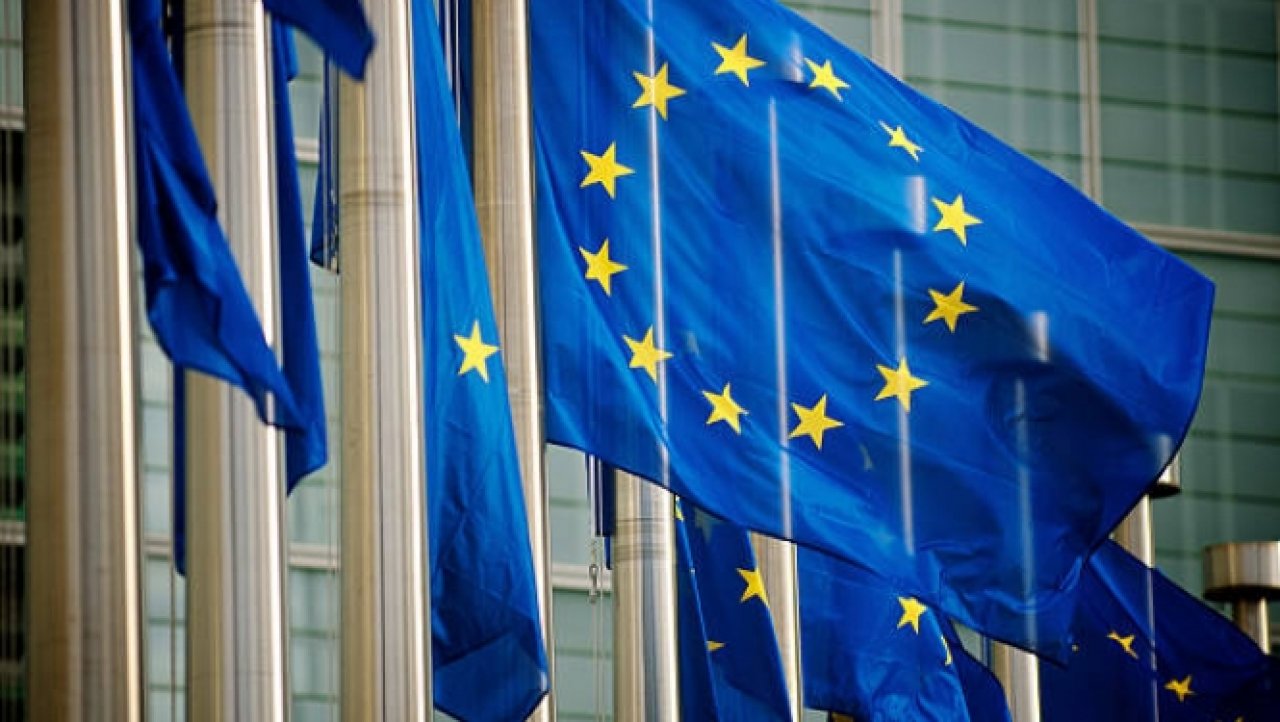 Valdība apstiprina ES fondu programmas turpmāku izskatīšanu EK