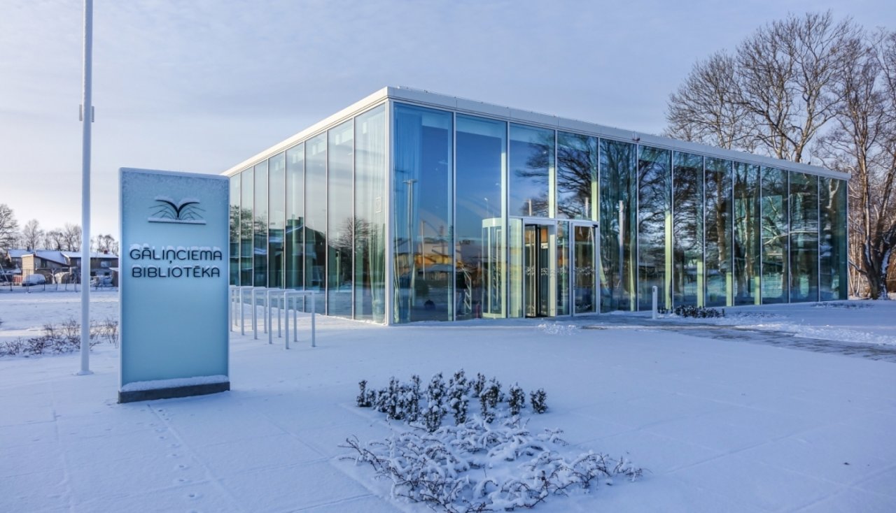 Gāliņciema bibliotēkas ēka ziemā